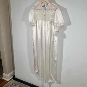 Vintage Christian Dior Satin & Lace Long Nightgown – NWT – Medium (21” ptp)